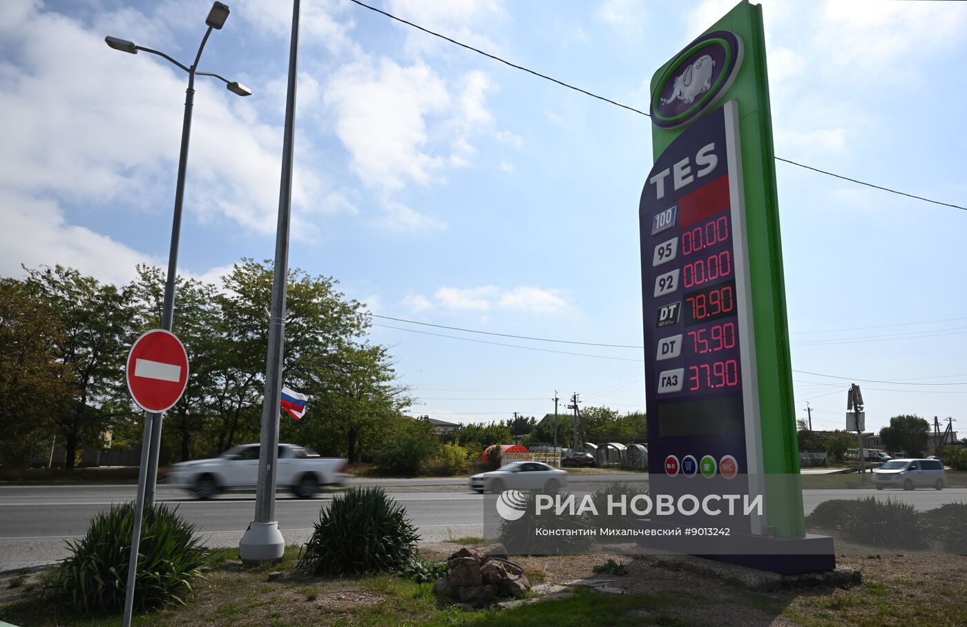 Дефицит бензина в Крыму