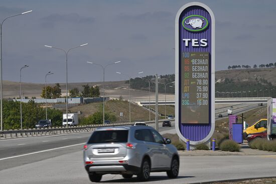 Дефицит бензина в Крыму