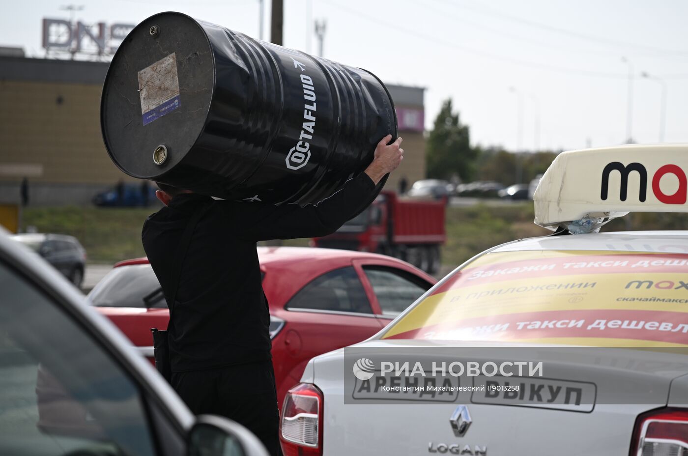 Дефицит бензина в Крыму