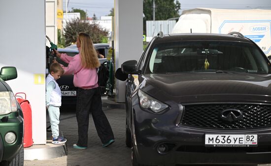 Дефицит бензина в Крыму