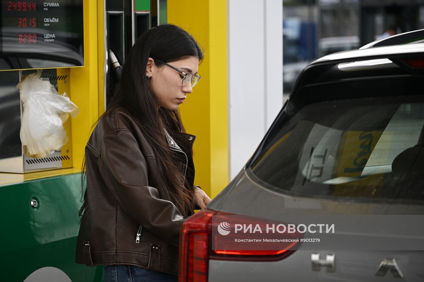 Дефицит бензина в Крыму