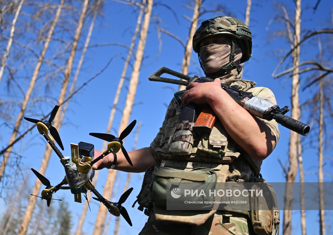 Боевая работа расчета FPV-дронов группировки "Запад" на Краснолиманском направлении СВО