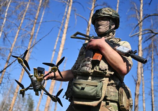 Боевая работа расчета FPV-дронов группировки "Запад" на Краснолиманском направлении СВО