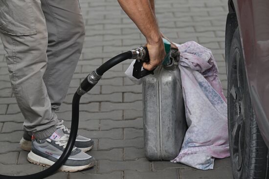 Дефицит бензина в Крыму