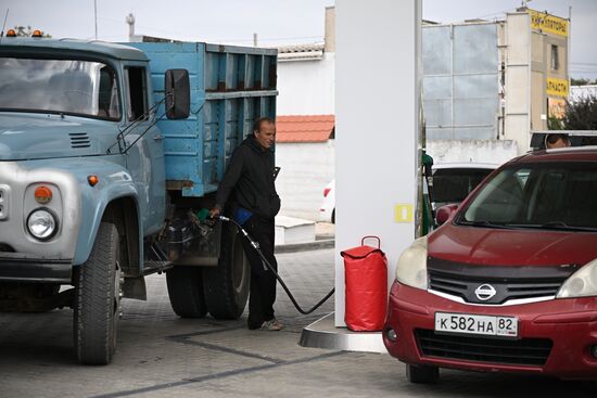 Дефицит бензина в Крыму