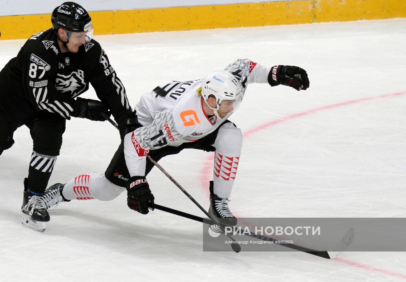 Хоккей. КХЛ. Матч "Авангард" - "Трактор"