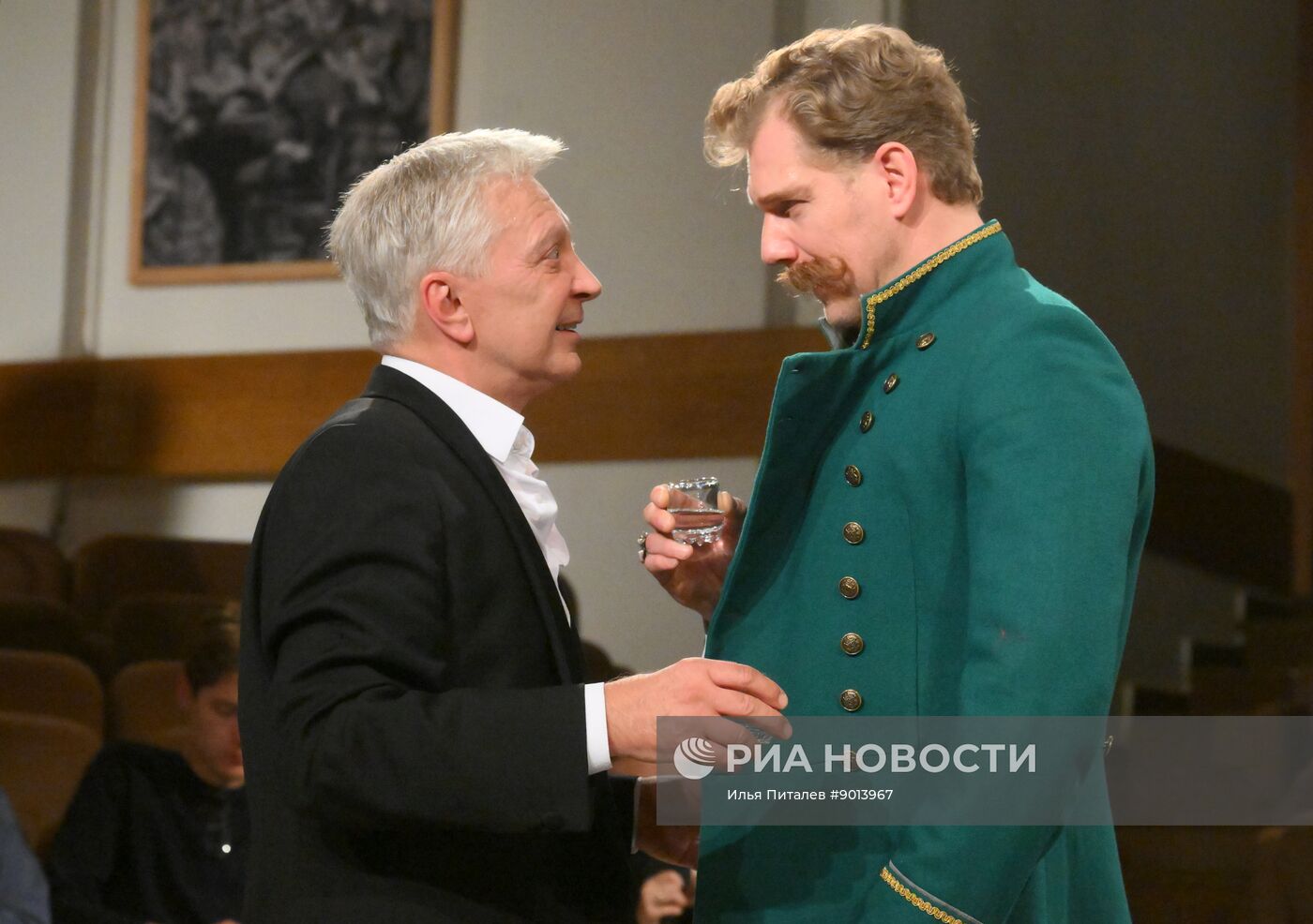 Спектакль "Горе от ума. Открытая репетиция" в театре "Сфера"