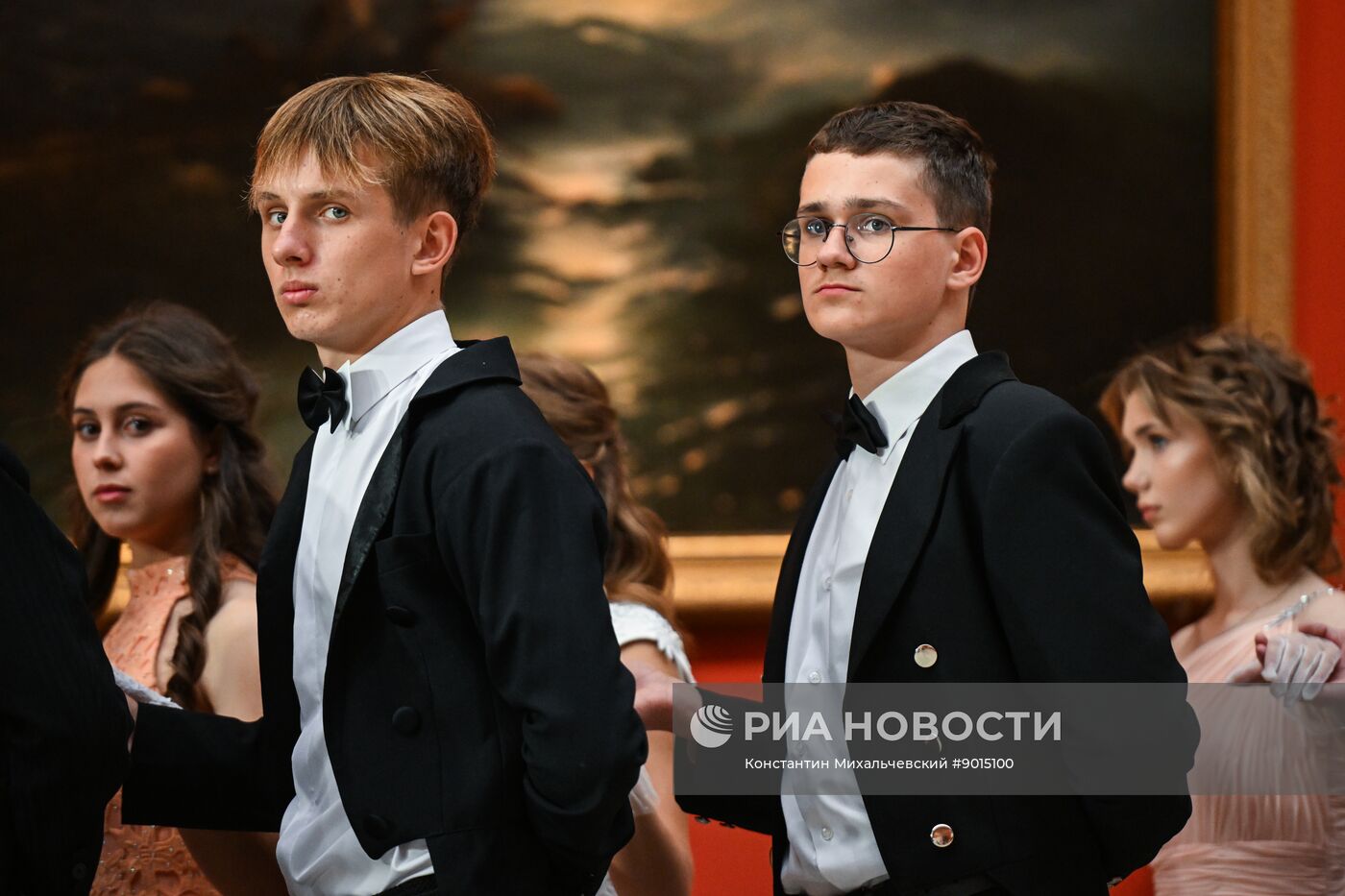 "Бал у Айвазовского" в Крыму