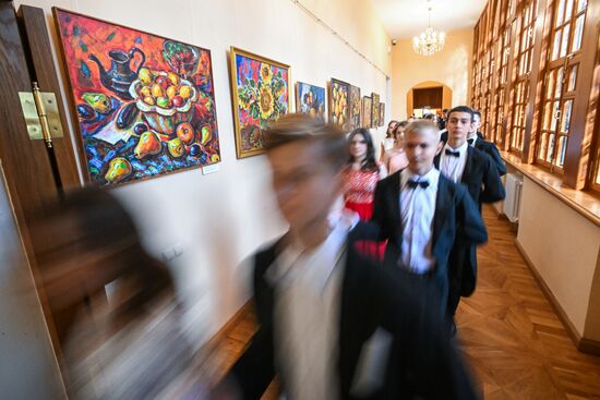 "Бал у Айвазовского" в Крыму