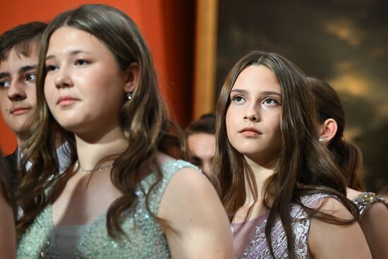 "Бал у Айвазовского" в Крыму