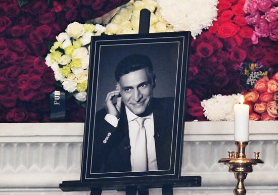 Прощание с Тиграном Кеосаяном в Москве