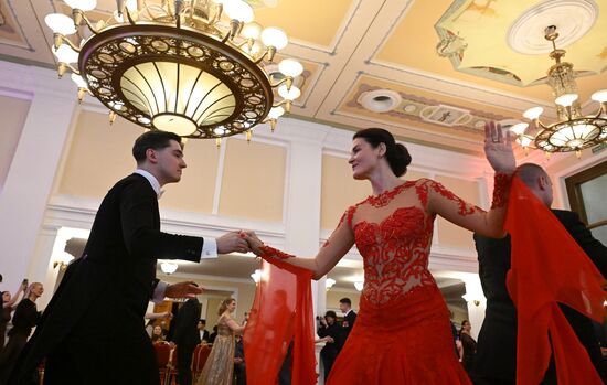 Встреча "Клуба своих" для участников специальной военной операции в Театре Российской Армии