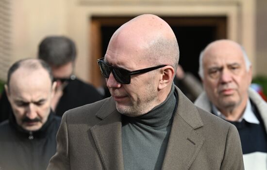 Прощание с Тиграном Кеосаяном в Москве