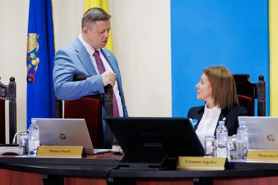 Парламентские выборы в Молдавии