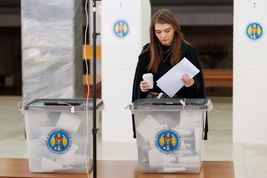 Парламентские выборы в Молдавии