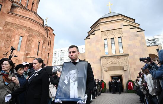 Прощание с Тиграном Кеосаяном в Москве