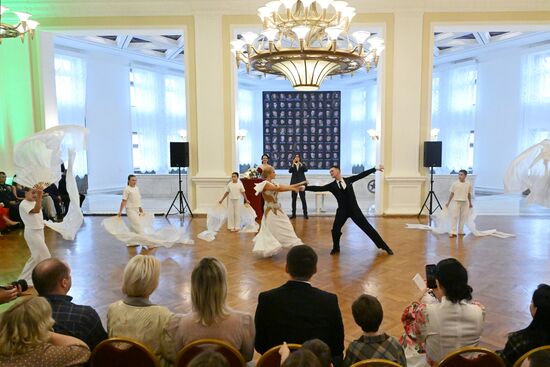 Встреча "Клуба своих" для участников специальной военной операции в Театре Российской Армии
