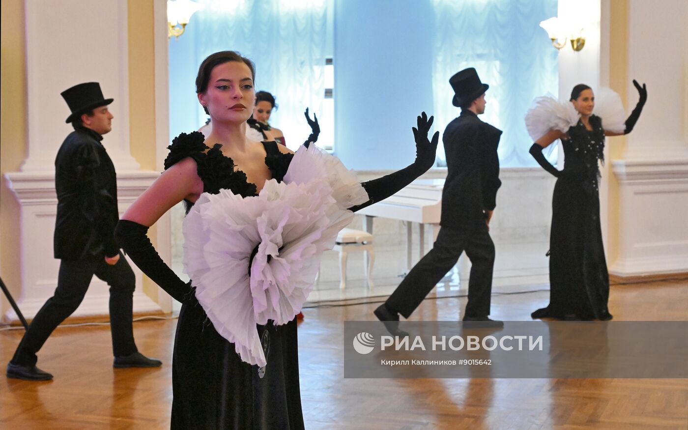 Встреча "Клуба своих" для участников специальной военной операции в Театре Российской Армии