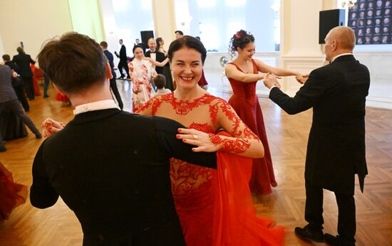 Встреча "Клуба своих" для участников специальной военной операции в Театре Российской Армии