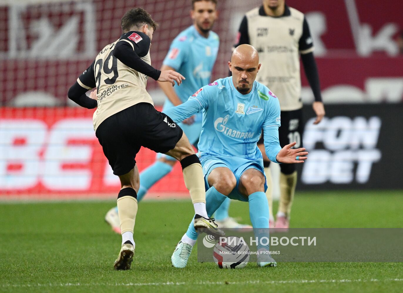 Футбол. Кубок России. "Рубин" (Казань) - "Зенит" (Санкт-Петербург)