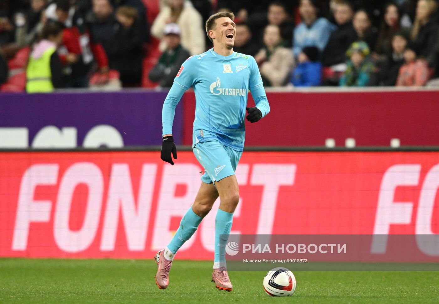 Футбол. Кубок России. "Рубин" (Казань) - "Зенит" (Санкт-Петербург)