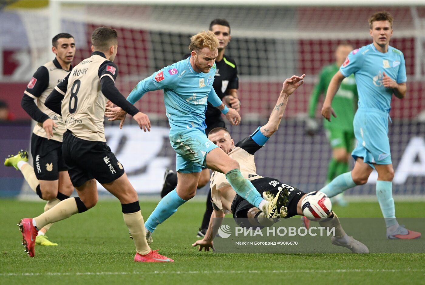 Футбол. Кубок России. "Рубин" (Казань) - "Зенит" (Санкт-Петербург)