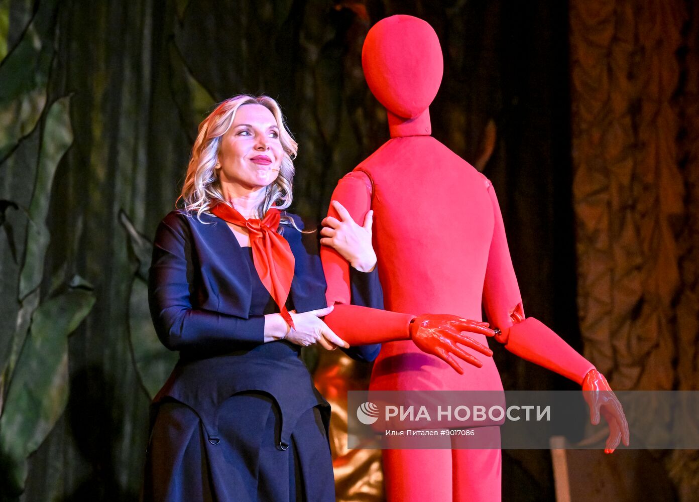 Спектакль "Уроки счастья" в Центральном Доме литераторов