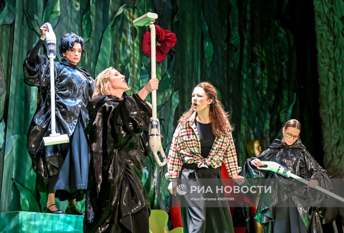 Спектакль "Уроки счастья" в Центральном Доме литераторов