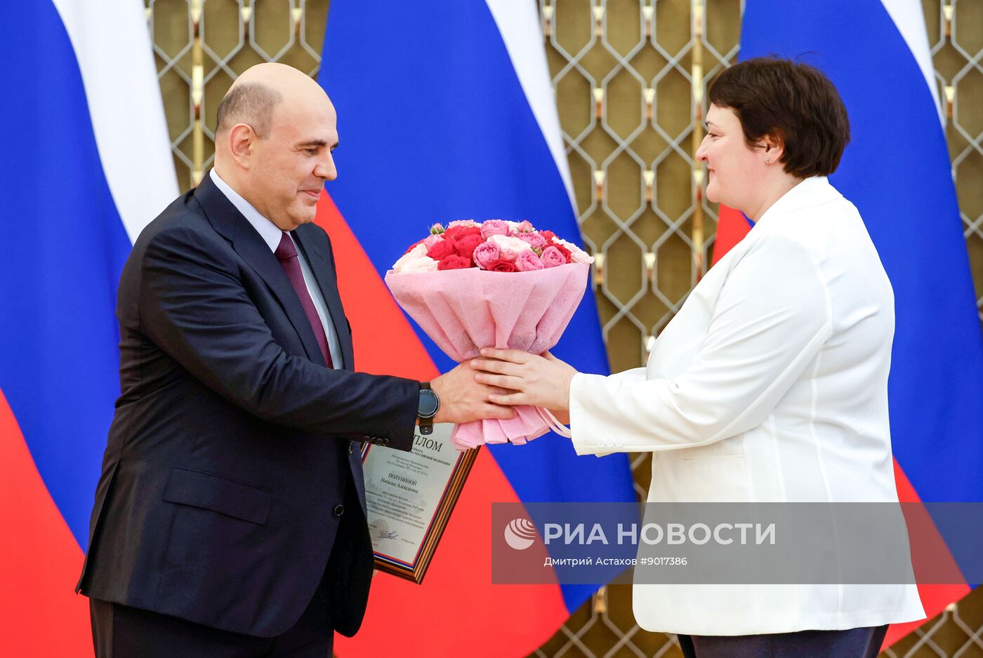 Премьер-министр РФ Михаил Мишустин вручил премии правительства РФ в области образования