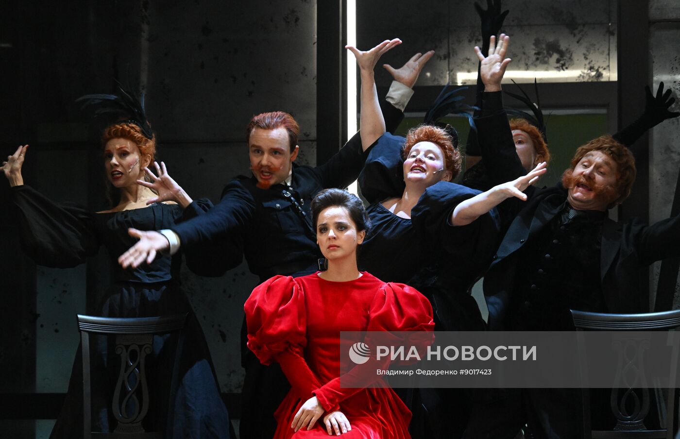 Спектакль "Скучная история" в театре Маяковского