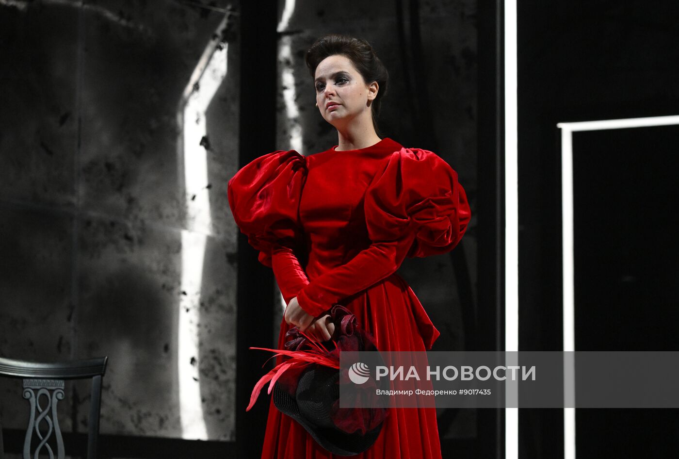 Спектакль "Скучная история" в театре Маяковского