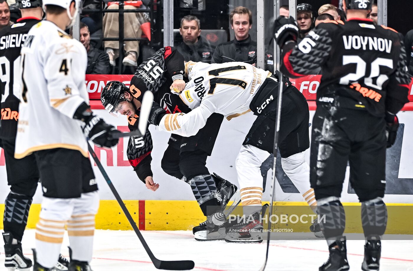 Хоккей. КХЛ. "Авангард" (Омск) - "Адмирал" (Владивосток)