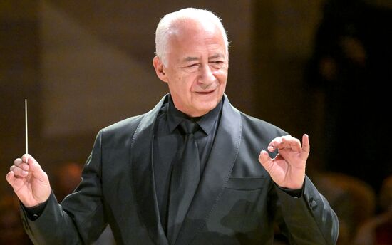 Международный фестиваль "Москва встречает друзей"