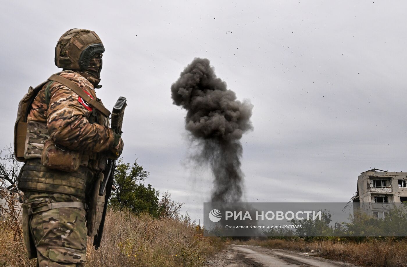 Разминирование освобожденных территорий ДНР саперами группировки войск "Центр"