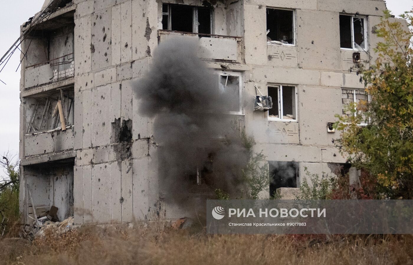 Разминирование освобожденных территорий ДНР саперами группировки войск "Центр"