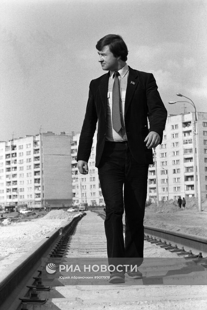 Депутат Верховного Совета РСФСР Владимир Гуляев