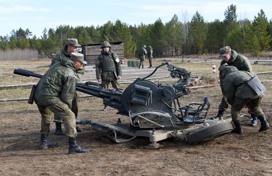 Подготовка военнослужащих в учебном центре Восточного военного округа