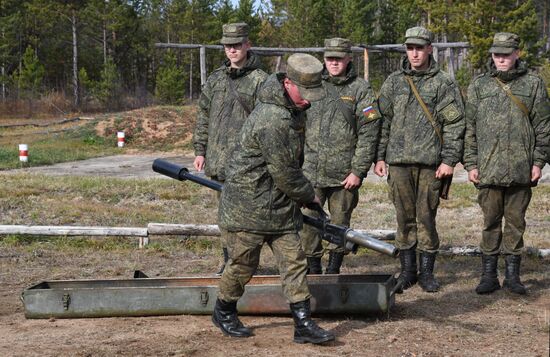 Подготовка военнослужащих в учебном центре Восточного военного округа