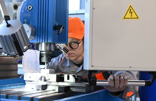 Открытие центра обучения "Профессии будущего"