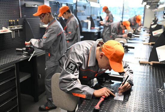 Открытие центра обучения "Профессии будущего"