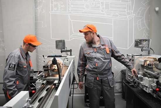 Открытие центра обучения "Профессии будущего"