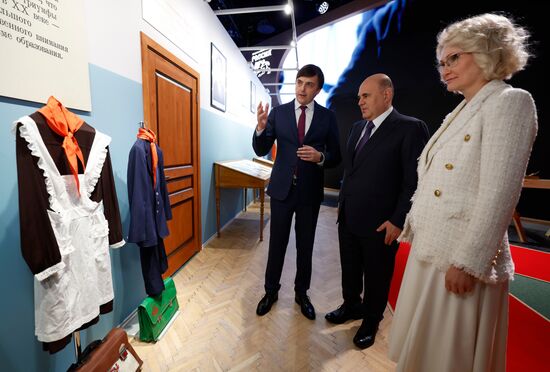 Премьер-министр РФ М. Мишустин посетил выставку "85 лет системе СПО: сила в мастерстве!"