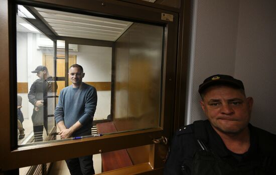 Избрание меры пресечения экс-депутату Мосгордумы М. Круглову