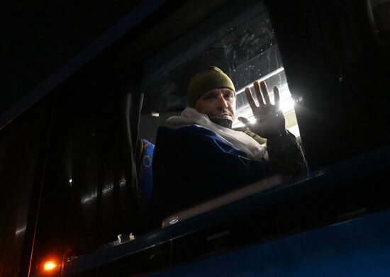 Возвращение из плена российских военных