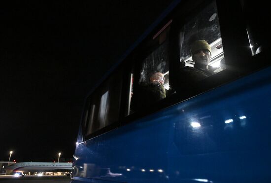 Возвращение из плена российских военных