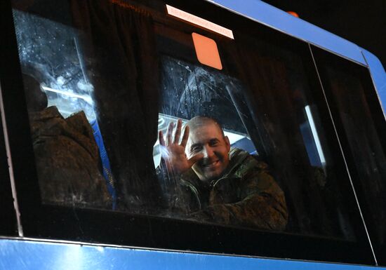 Возвращение из плена российских военных