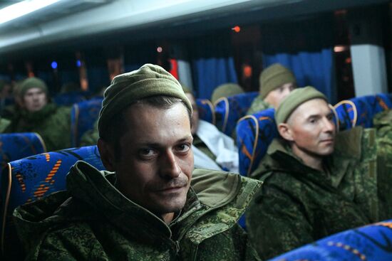 Возвращение из плена российских военных