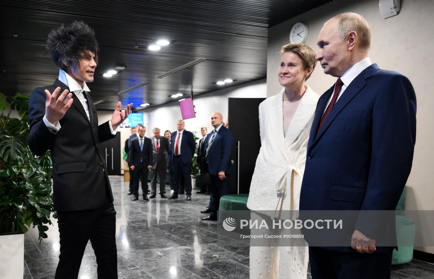 Открытие нового концертного центра в Сириусе