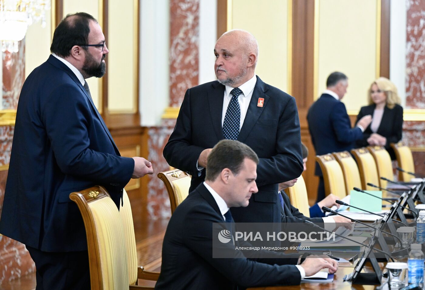 Премьер-министр Михаил Мишустин провел заседание правительства РФ
