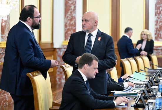 Премьер-министр Михаил Мишустин провел заседание правительства РФ